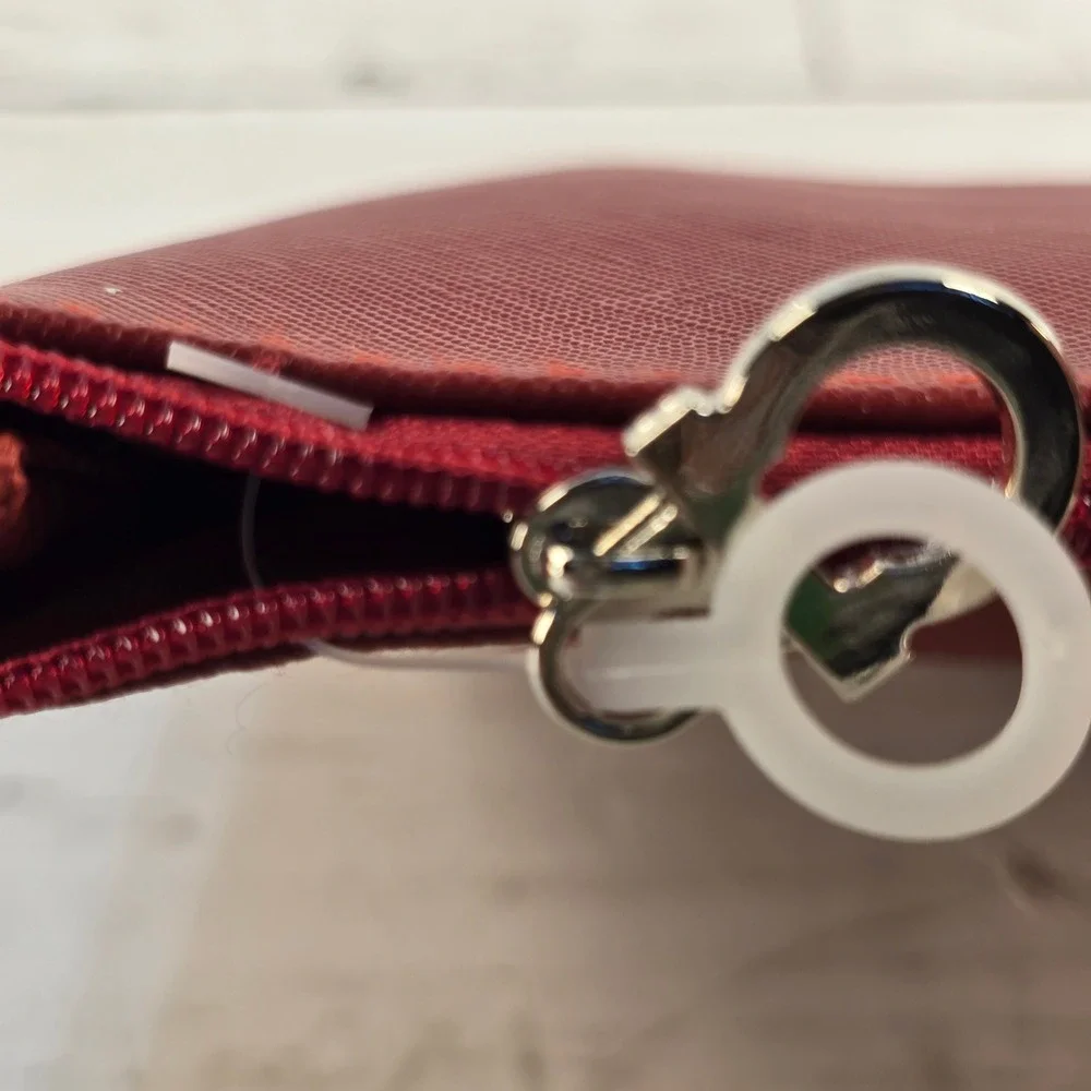 NEW Salvatore Ferragamo Parfums Red Saffiano Zip Cosmetic Makeup Bag Travel